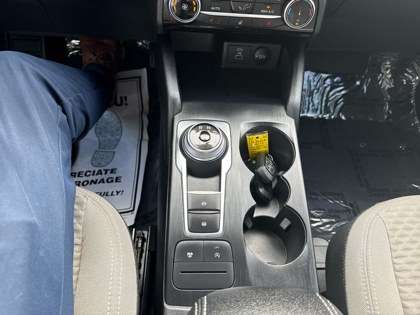 2022 Ford Escape SE photo 22