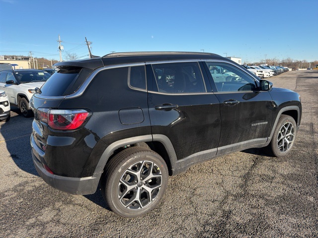 2026 Jeep Compass Limited photo 2