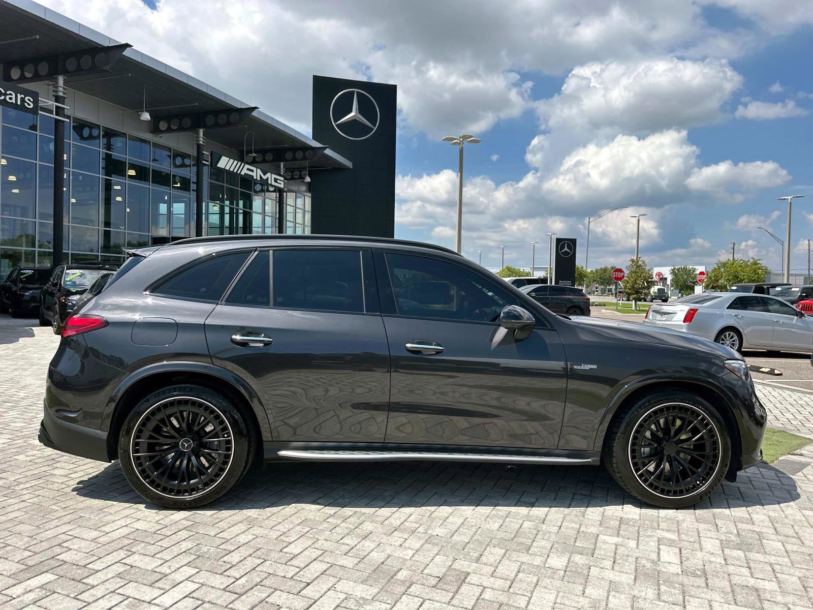 2024 Mercedes Benz GLC 43 AMG photo 3