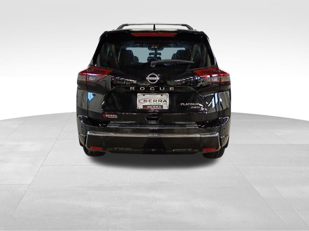 2026 Nissan Rogue Platinum photo 3