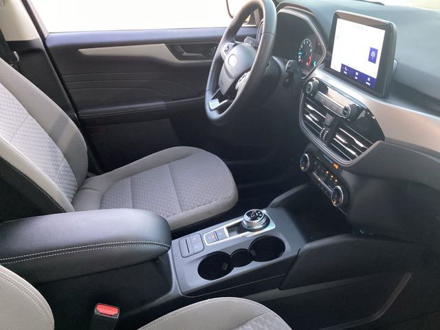 2022 Ford Escape SE photo 19