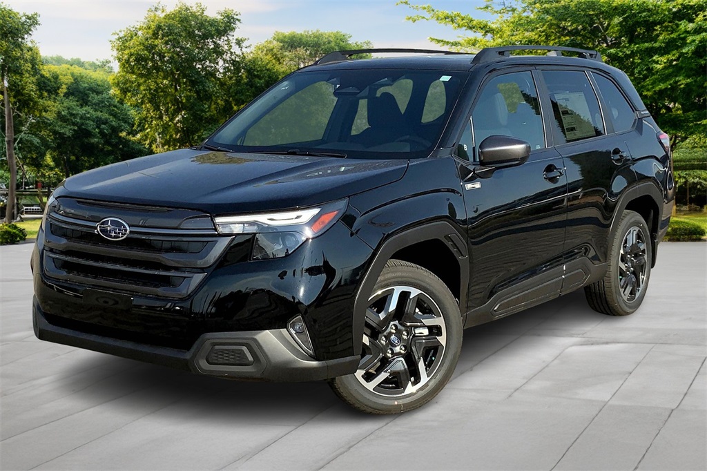 2025 Subaru Forester Premium's photo