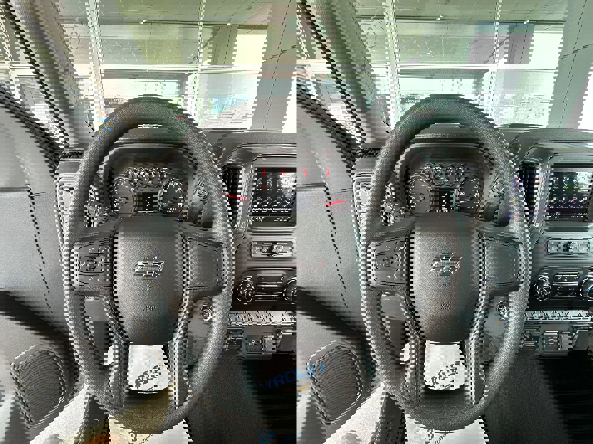 2025 Chevrolet Silverado 1500 Custom Trail Boss photo 12