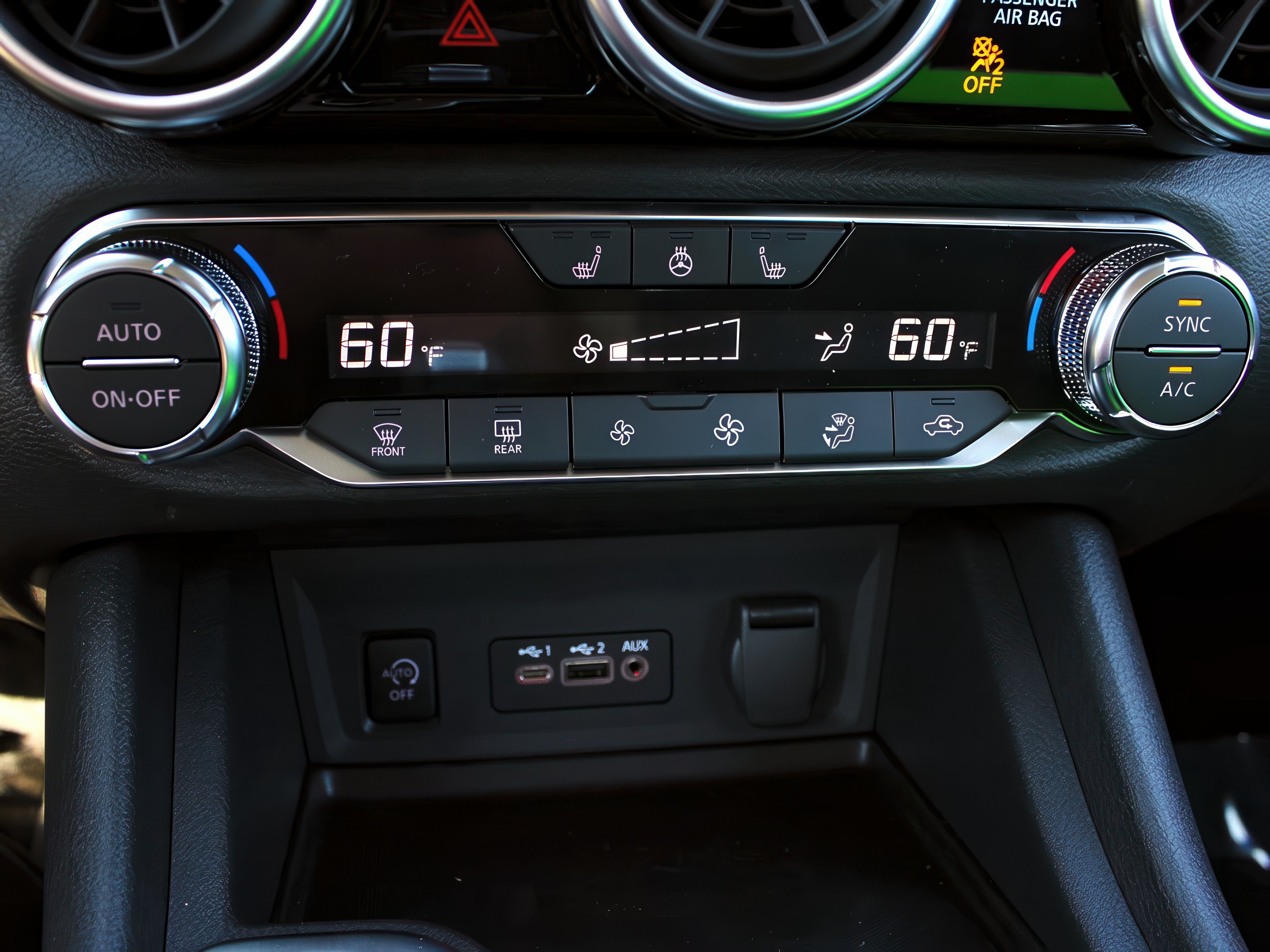 2025 Nissan Sentra SV photo 13