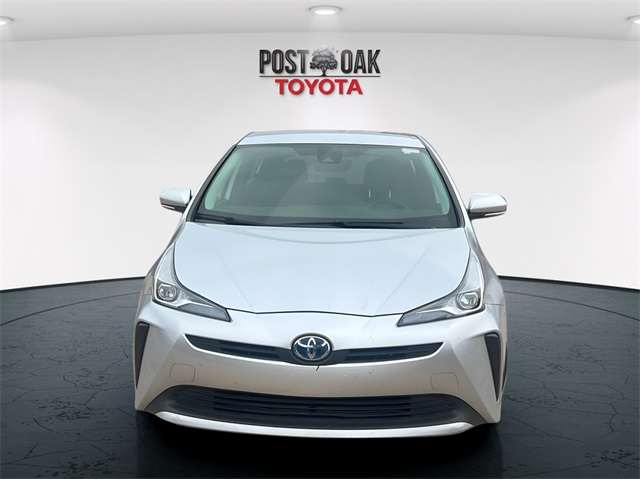 2022 Toyota Prius L photo 2