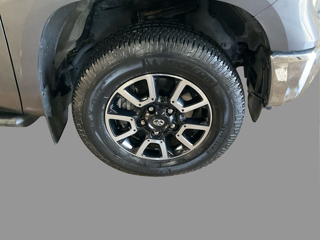 2021 Toyota Tundra Limited Grade photo 22