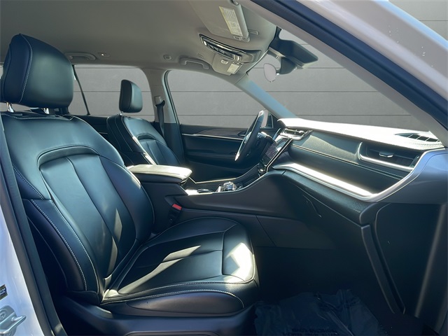 2024 Jeep Grand Cherokee Limited photo 14