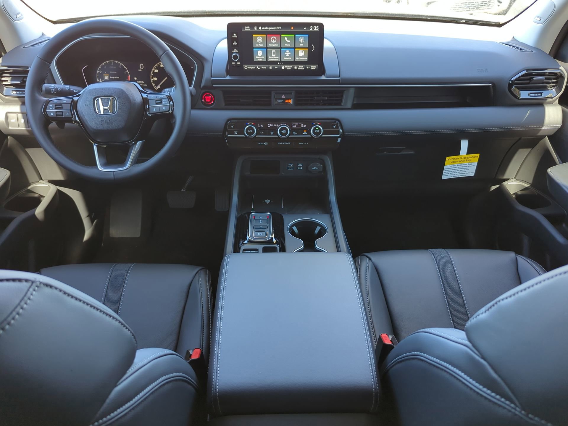 2025 Honda Pilot Touring photo 14