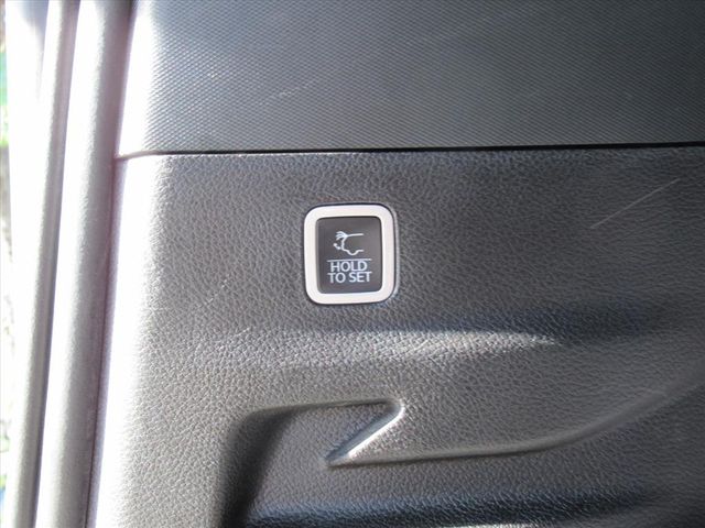 2024 Jeep Grand Wagoneer L II photo 36