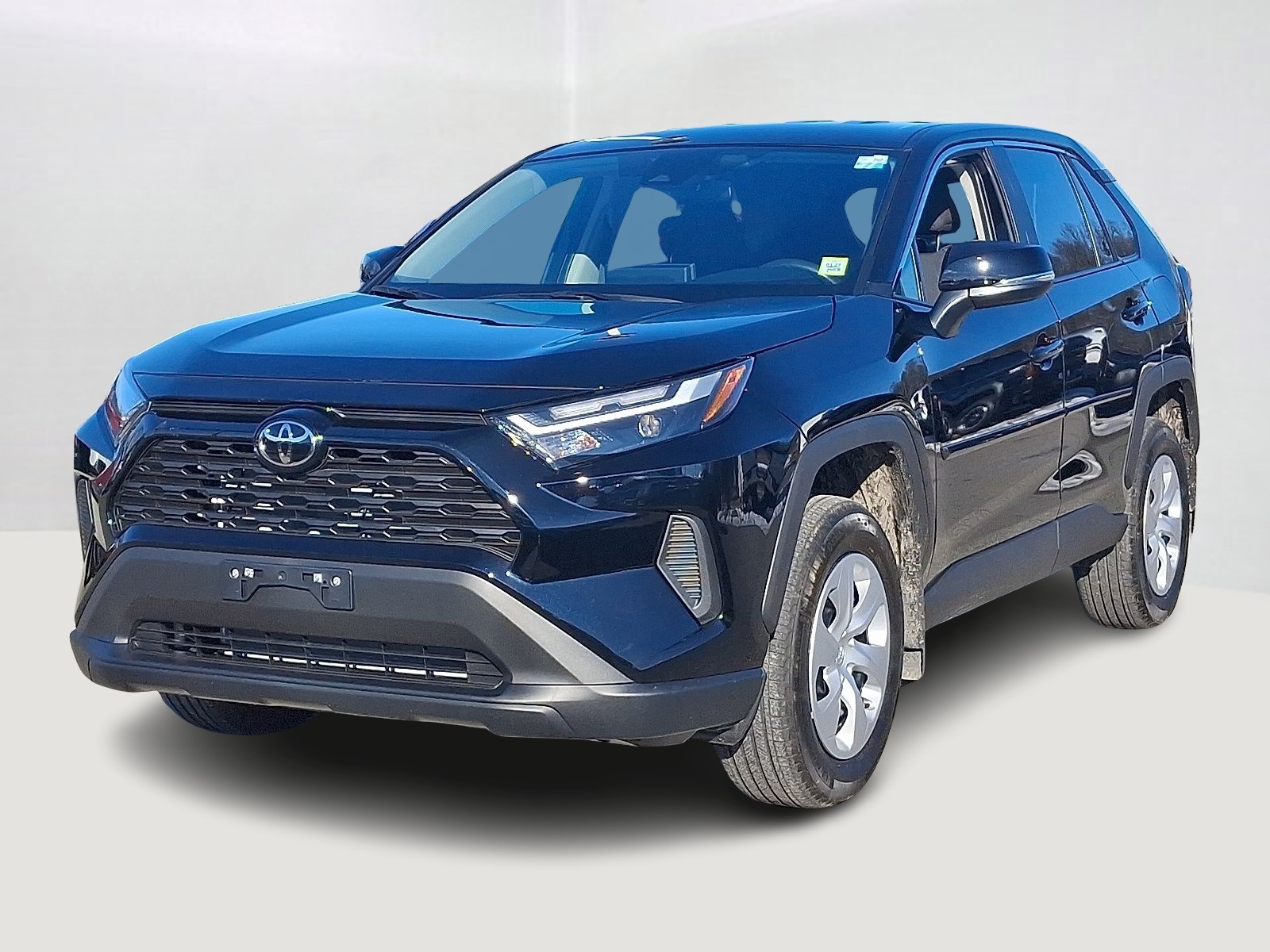 2025 Toyota RAV4 LE's photo