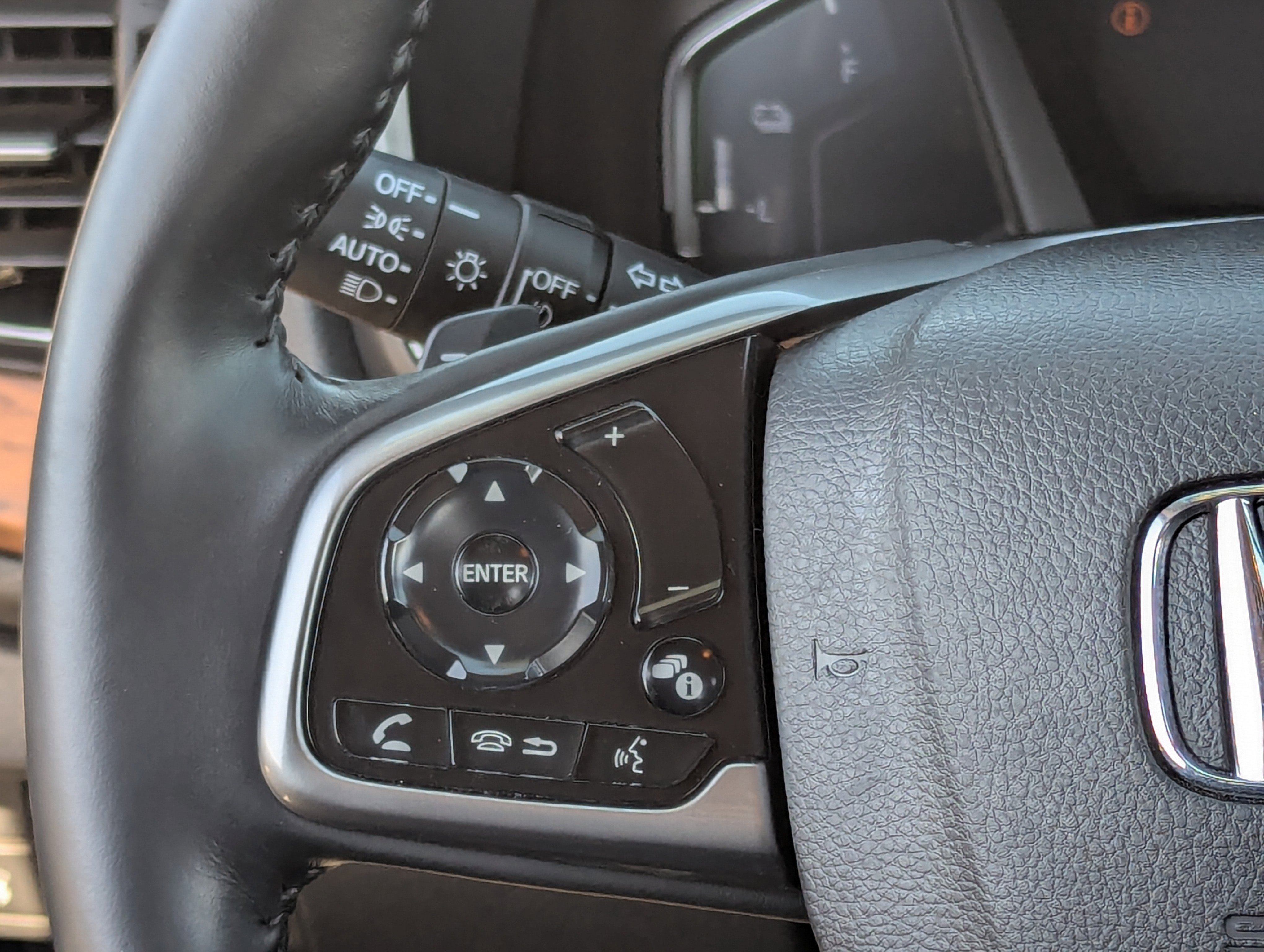 2022 Honda CR-V EX-L photo 2