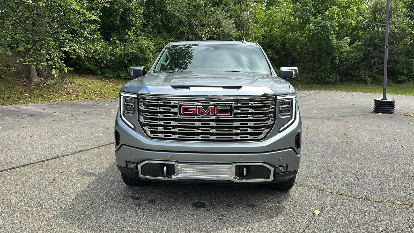 2026 Gmc Sierra 1500 Denali photo 3