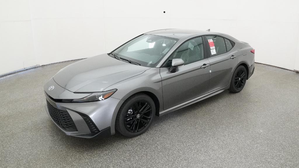 2026 Toyota Camry SE's photo