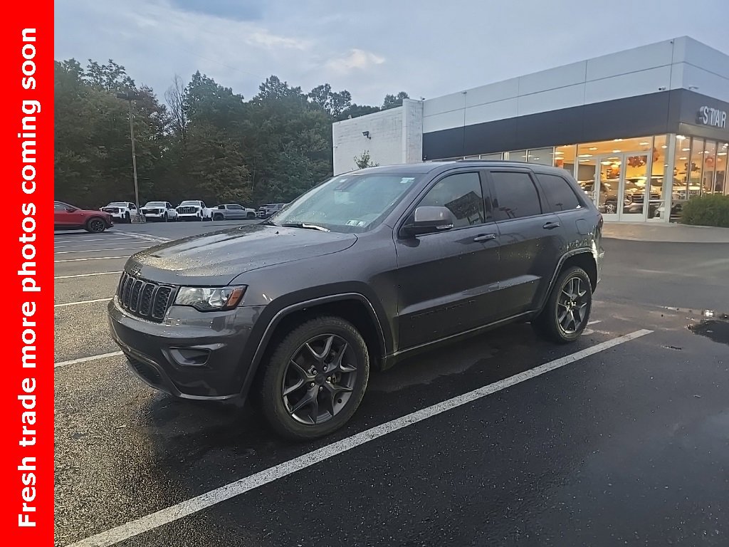2021 Jeep Grand Cherokee Anniversary Edition photo 3
