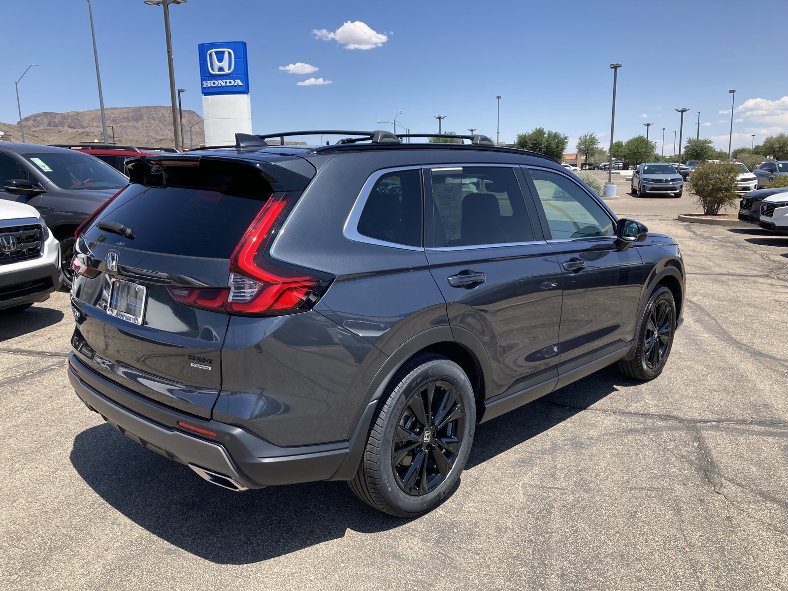 2024 Honda CR-V Hybrid Sport Touring photo 5