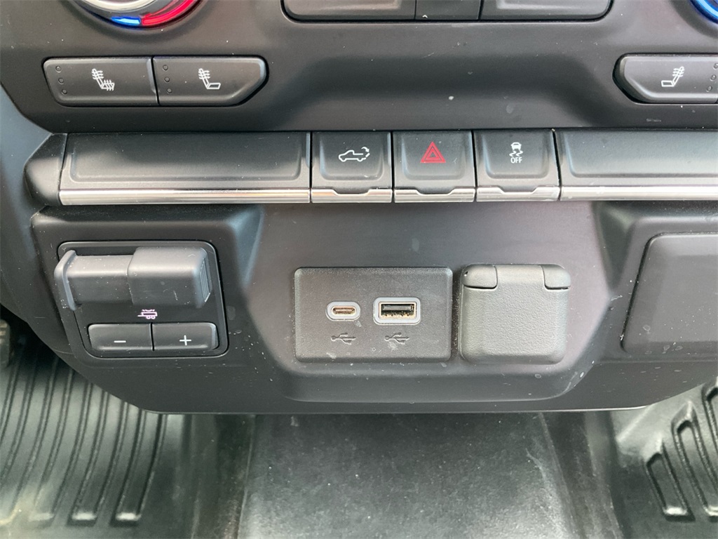 2022 Chevrolet Silverado 2500HD LT photo 29