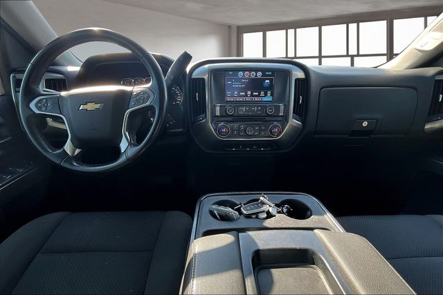 2018 Chevrolet Silverado 1500 LT photo 16