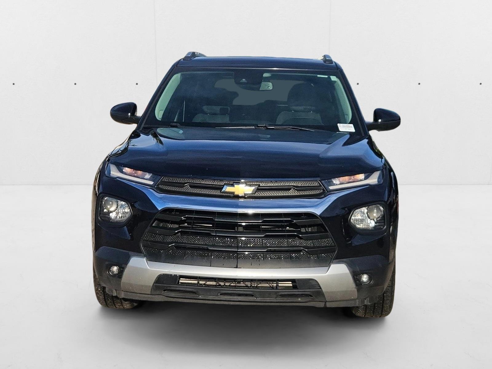 2021 Chevrolet Trailblazer LT photo 2