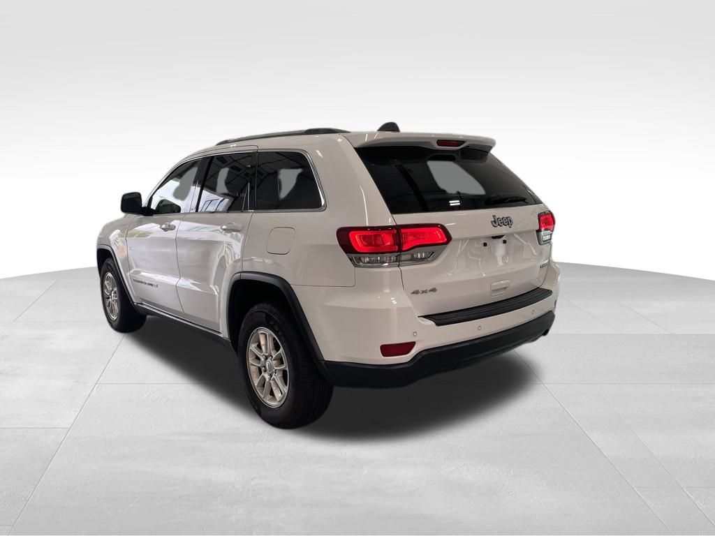 2020 Jeep Grand Cherokee Laredo E photo 3