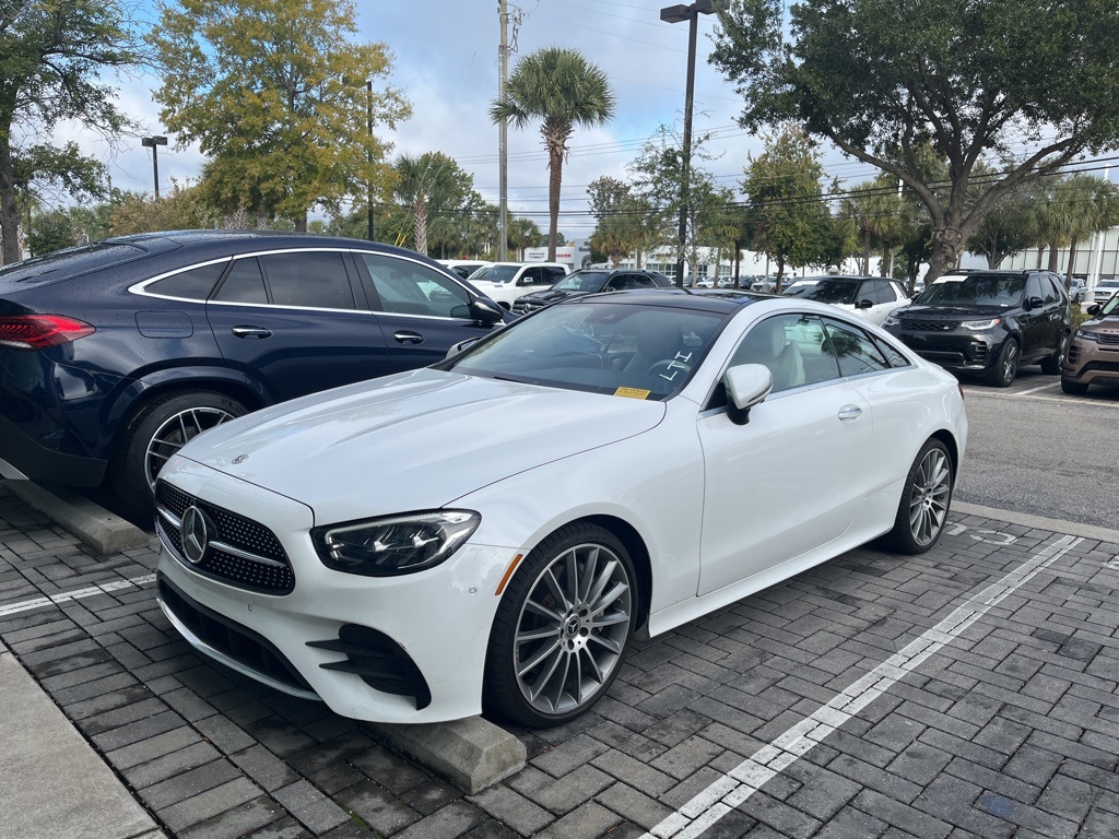 2022 Mercedes Benz E 450 Coupe photo 2