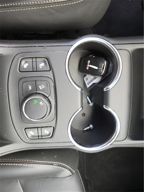 2023 Gmc Terrain SLT photo 16