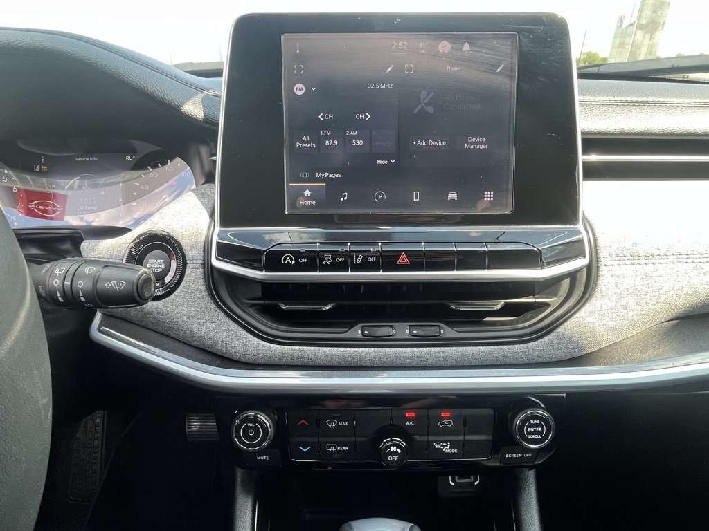 2025 Jeep Compass Latitude photo 16