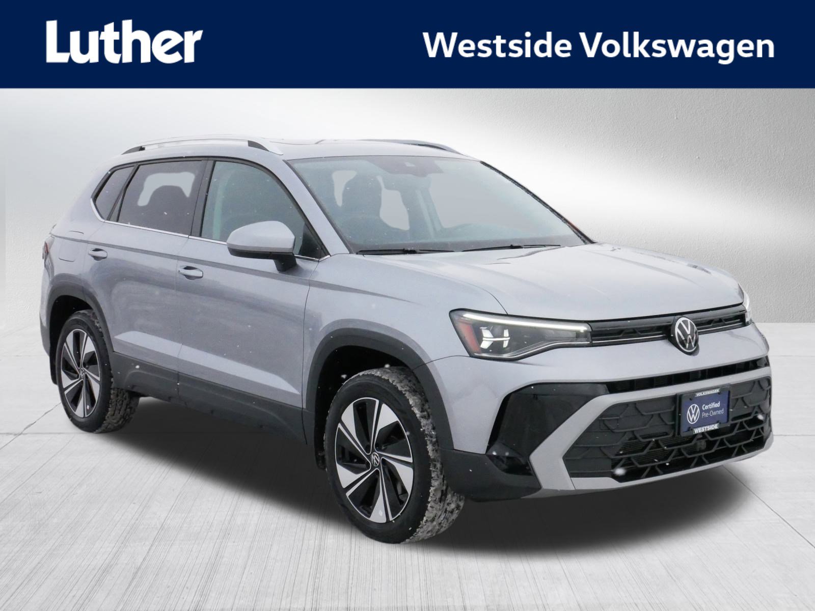 2025 Volkswagen Taos SE's photo