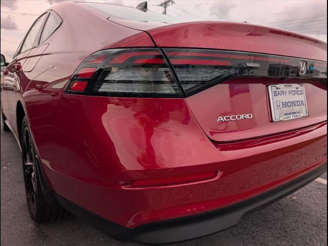 2025 Honda Accord 1.5T SE photo 6