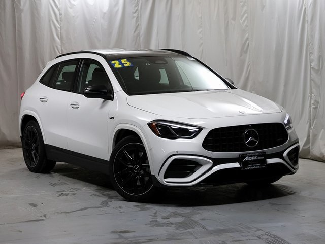 2025 Mercedes-Benz GLA GLA35 AMG's photo