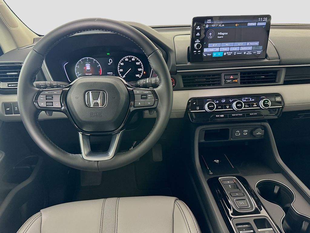 2025 Honda Pilot EX-L photo 16