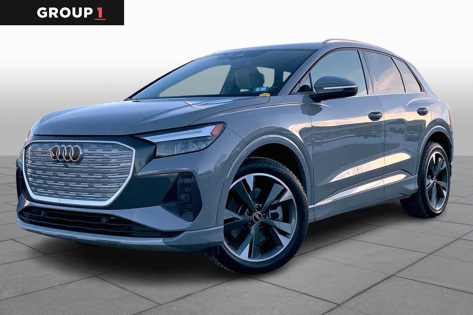 2022 Audi Q4 e-tron Premium's photo