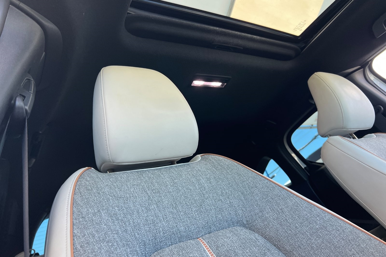 2023 Mazda MX-30 Premium Plus photo 18