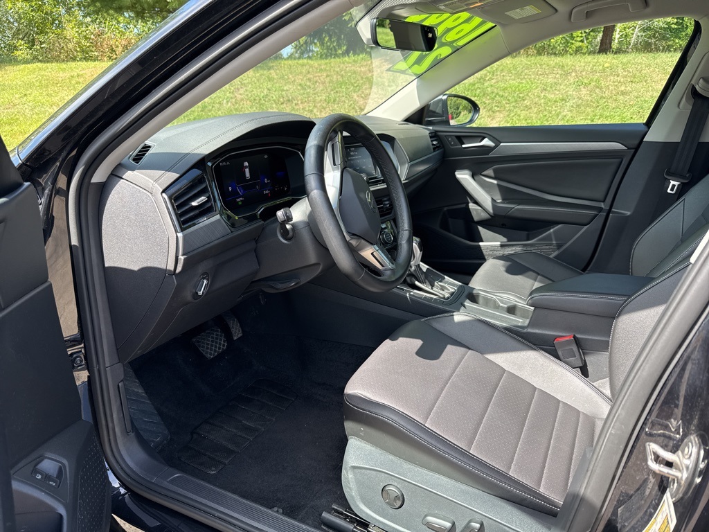 2022 Volkswagen Jetta 1.5T SE photo 27