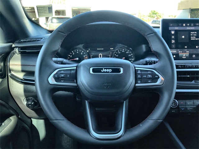 2024 Jeep Compass Trailhawk photo 4
