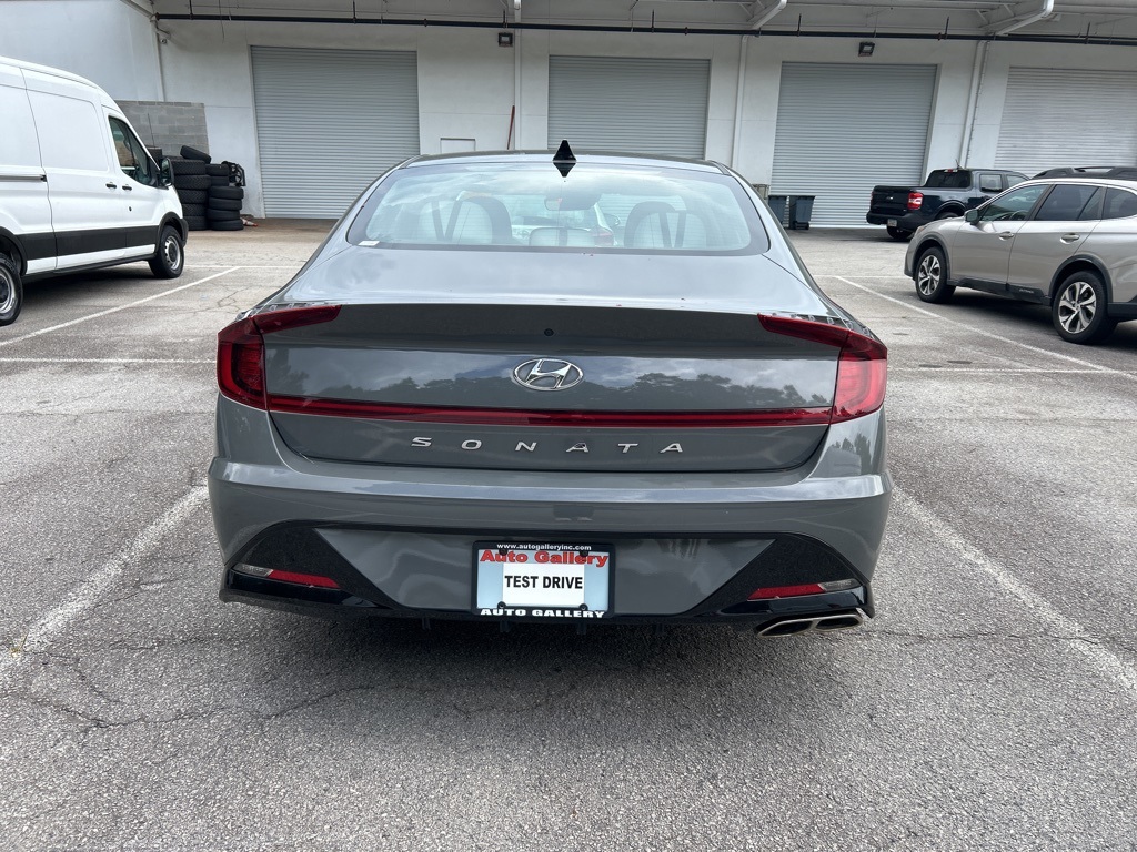 2023 Hyundai Sonata SEL photo 3