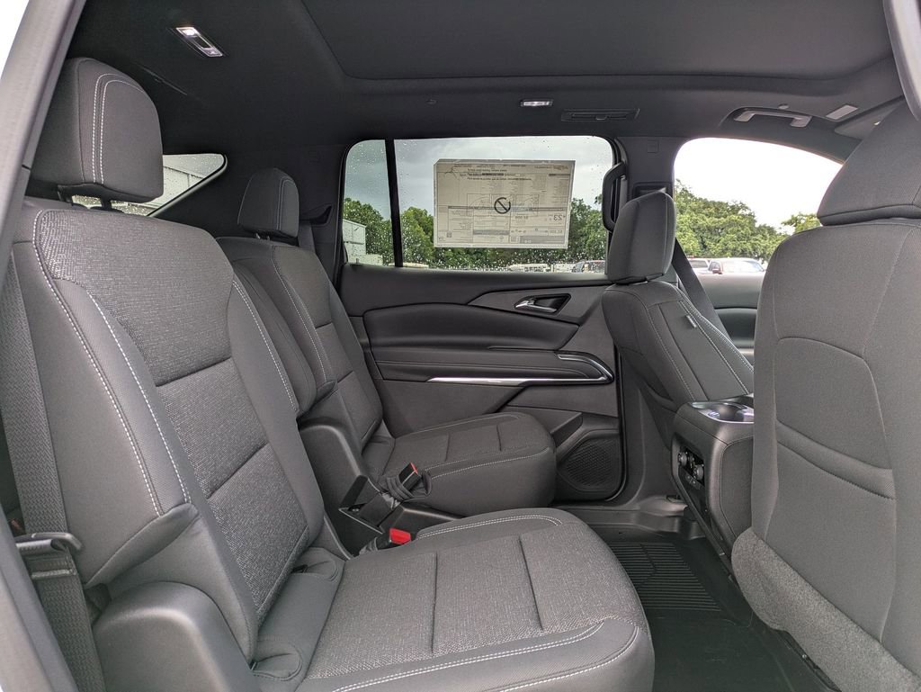 2025 Chevrolet Traverse photo 26