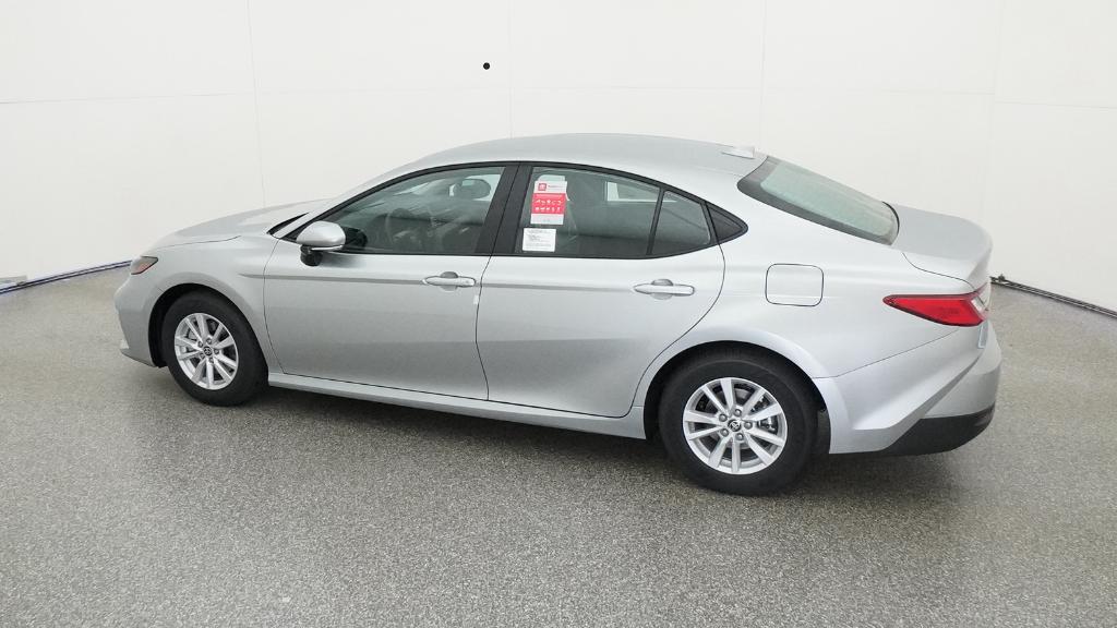 2026 Toyota Camry LE photo 11