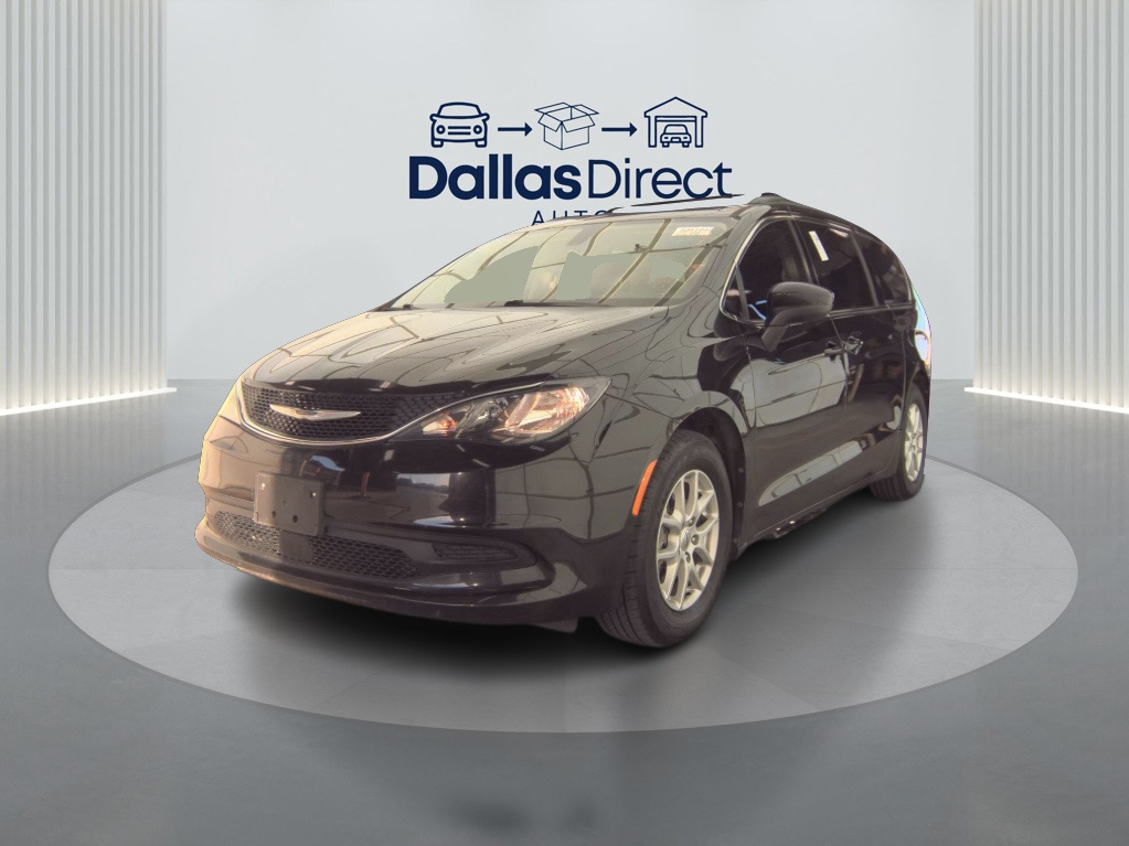 2021 Chrysler Voyager LXi photo 3