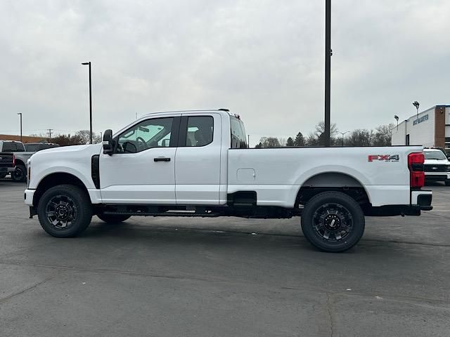 2025 Ford F-350 XL photo 6