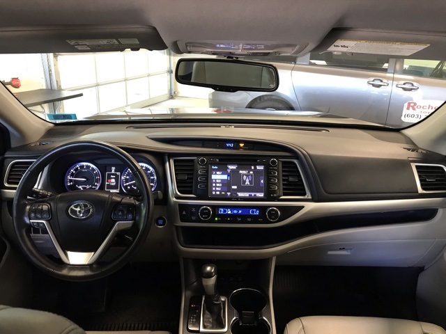 2015 Toyota Highlander XLE photo 17