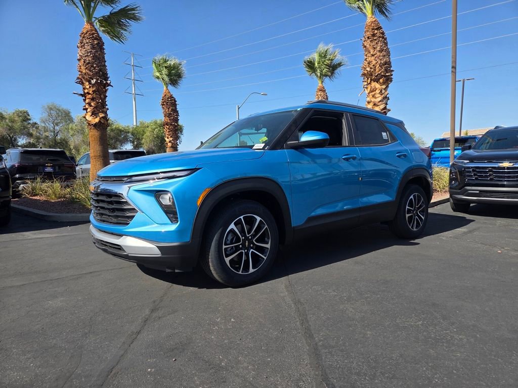 2026 Chevrolet Trailblazer LT photo 2