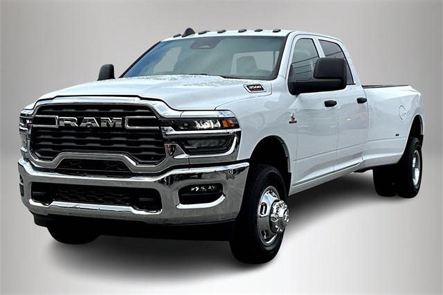 2026 Ram 3500 Tradesman photo 2