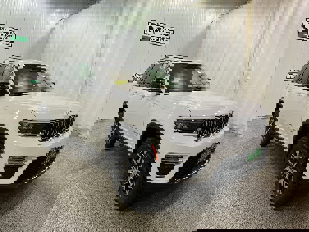 2025 Jeep Grand Cherokee Limited's photo