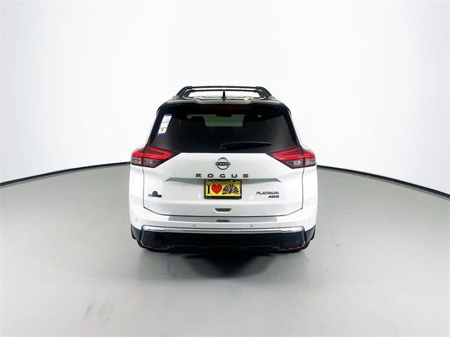 2026 Nissan Rogue Platinum photo 7