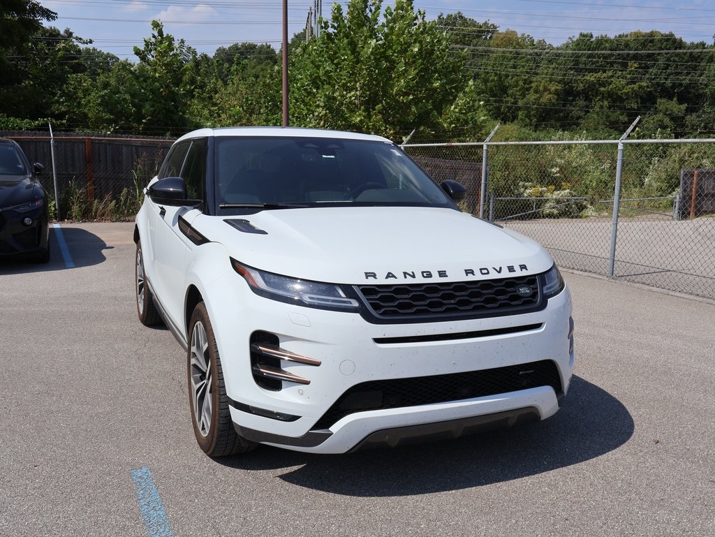 2023 Land Rover Range Rover Evoque R-Dynamic SE photo 3