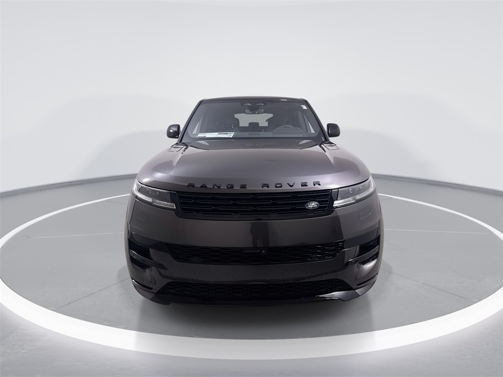 2025 Land Rover Range Rover Sport SE photo 3