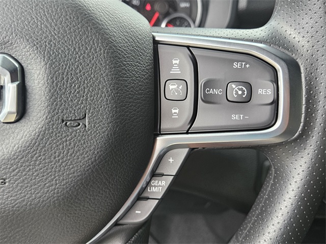 2025 Ram 1500 Tradesman photo 25