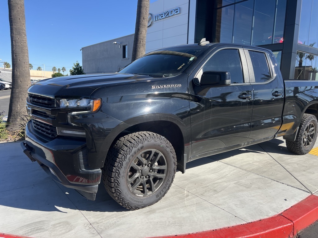 2022 Chevrolet Silverado 1500 RST photo 3