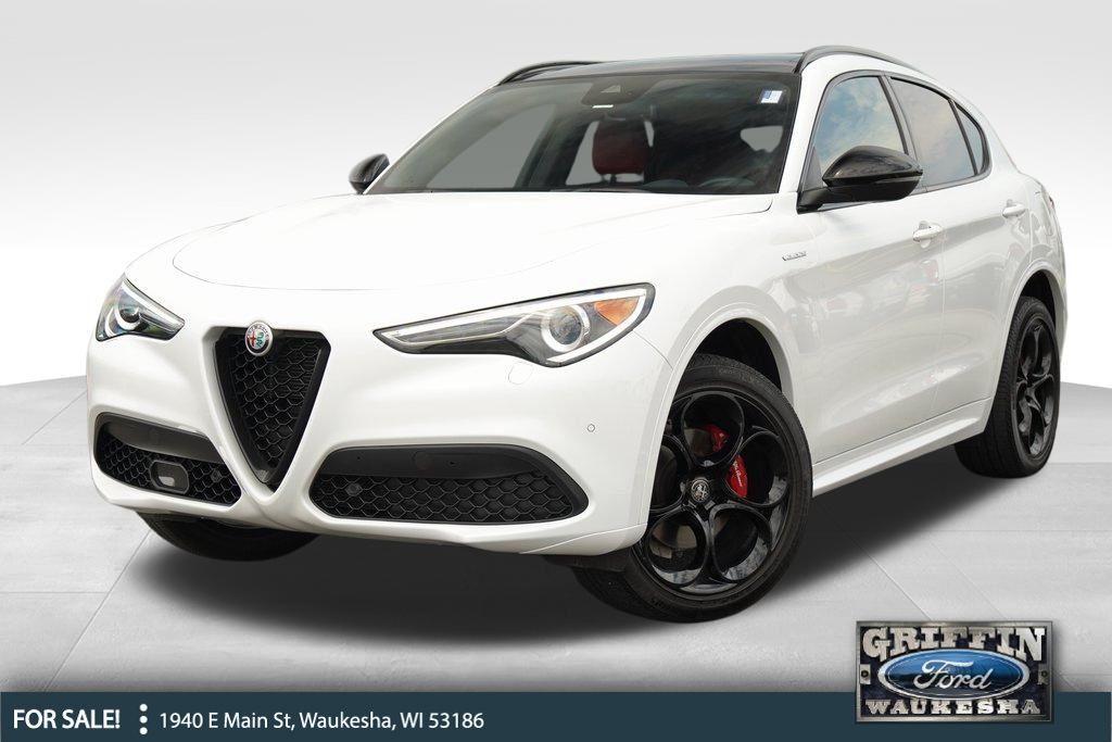 2023 Alfa Romeo Stelvio