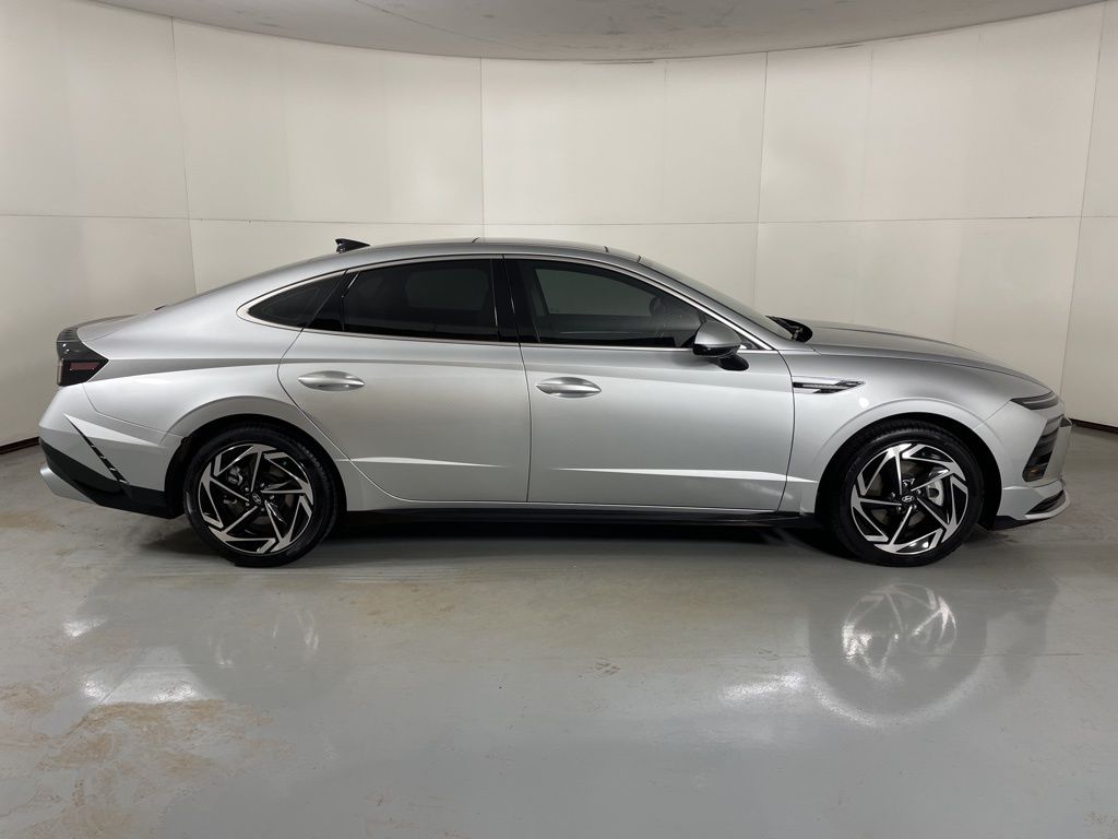 2024 Hyundai Sonata SEL Convenience photo 10